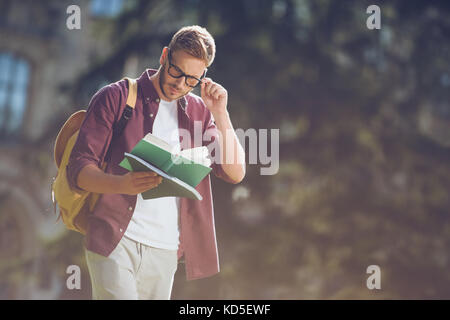 Student-Lesebuch Stockfoto