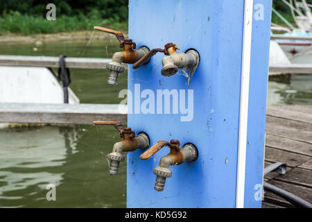 Detail einer alten Typ Leitungswasser. Stockfoto