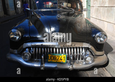 Vorne der Schwarze Buick Licht, Oldtimer Auto, Kuba Stockfoto