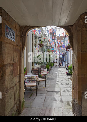 Die Stadt Gloucester mit Hochschule Hof und St Michaels Tor und Teh maßgeschneiderte von gloucesters Haus von Beatrix Potters Roman Stockfoto