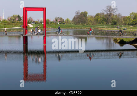 Radfahren Highway, rs1, erste Geschwindigkeit Anschluss für Fahrräder in Deutschland, Ruhrgebiet, mindestens über 100 Kilometer laufen, hier ein bereits vorhandenes Teil im Ess Stockfoto