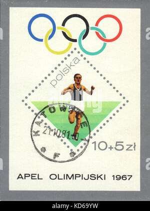 Eine in POLEN gedruckte Briefmarke zeigt ein Miniaturblatt - laufen - Olympische Spiele in München, um 1981 Stockfoto