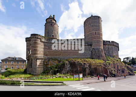 Westlicher Blick auf das Schloss Fougères Stockfoto