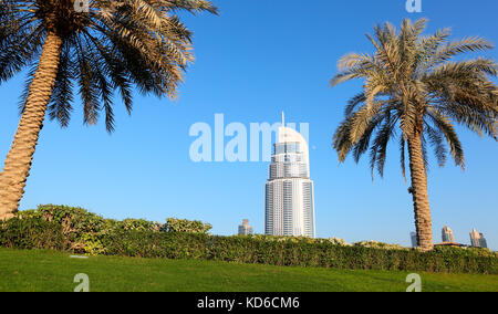 Dubai, Vae - November 13, 2013: Blick auf Hotel die Adresse in der Dubai Mall, dem weltweit größten Einkaufs- und Unterhaltungszentrum Stockfoto