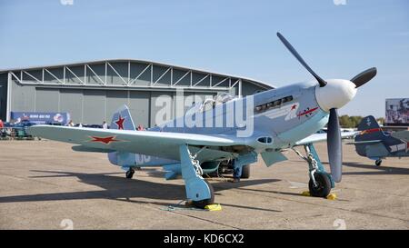 Jakowlew Yak-3m ist ein 90er Nachbau eines Zweiten Weltkrieg Russische Kämpfer Stockfoto