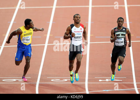 Cejhae GREENE (Antigua und Barbuda), Jak Ali HARVEY (Türkei), Ramon GITTENS (Barbados) konkurrieren in der Männer 100 m Wärme 1 am 2017, Leichtathletik-WM, Queen Elizabeth Olympic Park, Stratford, London, UK. Stockfoto