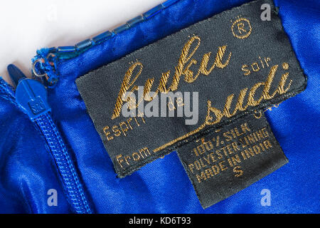 Kuku Esprit de Soir von Sudi 100% Seide Innenfutter aus Polyester hergestellt in Indien label in Blau Pailletten Kleid - im Vereinigten Königreich Großbritannien, Großbritannien Stockfoto