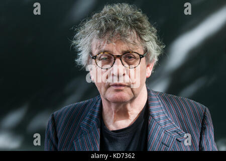Irische Dichter Paul Muldoon besucht einen Fotoauftrag während des Edinburgh International Book Festival im August 2017 in Edinburgh, Schottland. Stockfoto
