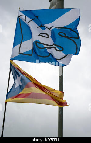 Glasgow, Schottland, Großbritannien. 10 Oktober, 2017 die 83. jährliche nationale Konferenz der Scottish National Party (SNP) hat mit dem Ersten Minister von Schottland zu einem Abschluss gebracht worden, Nicola Stör. Die dreitägige Veranstaltung an der schottischen Veranstaltung Campus (Sek) in Glasgow, der am Sonntag begann, zog Tausende von Delegierten aus ganz Schottland, sowie Organisationen, Unternehmen, Beobachter und Medien aus ganz Deutschland und Europa. ms.Stör sagte, daß Ihre Regierung hat "der Weg" während der Dekade in Power Led, mit der Schwerpunkt jetzt auf die nächsten zehn Jahre und darüber hinaus." Iain mcguinness/alamy leben Nachrichten Stockfoto