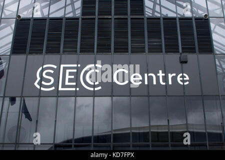Glasgow, Schottland, Großbritannien. 10 Oktober, 2017 die 83. jährliche nationale Konferenz der Scottish National Party (SNP) hat mit dem Ersten Minister von Schottland zu einem Abschluss gebracht worden, Nicola Stör. Die dreitägige Veranstaltung an der schottischen Veranstaltung Campus (Sek) in Glasgow, der am Sonntag begann, zog Tausende von Delegierten aus ganz Schottland, sowie Organisationen, Unternehmen, Beobachter und Medien aus ganz Deutschland und Europa. ms.Stör sagte, daß Ihre Regierung hat "der Weg" während der Dekade in Power Led, mit der Schwerpunkt jetzt auf die nächsten zehn Jahre und darüber hinaus." Iain mcguinness/alamy leben Nachrichten Stockfoto