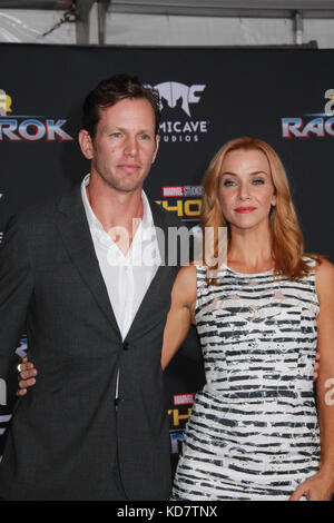 Los Angeles, USA. 10 Okt, 2017. Kip pardue, Annie Wersching 10/10/2017 die Weltpremiere von 'Thor: Ragnarök' bei El Capitan Theatre in Hollywood, ca Credit: Cronos/alamy leben Nachrichten Stockfoto