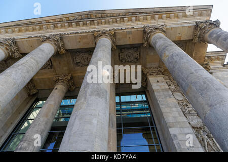 Eingang zu den Reichstag in Berlin, Deutschland Stockfoto