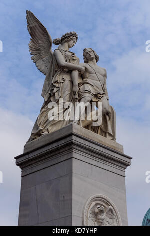 Skulptur auf der Schlossbrücke in Berlin, Deutschland Stockfoto