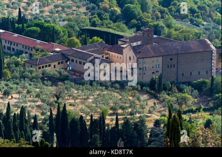 Europäisches Hochschulinstitut (EHI im alten Kloster in der Nähe von Fiesole Firenze (Florenz), Toskana, Italien, 26. August 2017, von oben © wojciech gesehen Stockfoto