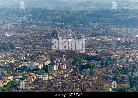 Die Basilika San Lorenzo Basilika St. Lawrence) mit Medici Kapelle und Basilica di Santa Maria Novella im historischen Zentrum von Florenz aufgeführt Welt H Stockfoto