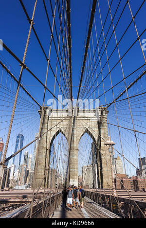 Detail der Turm auf der Brooklyn Bridge, New York, Fußgängerzone, Manhattan, USA. USA. Stockfoto