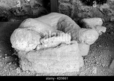 Opfer in Pompeji der Eruption des mt vesuviusAncient Pompeji, ein Opfer der Ausbruch des Vesuv in der 79 v. Chr. in der römischen Ära mit t Stockfoto