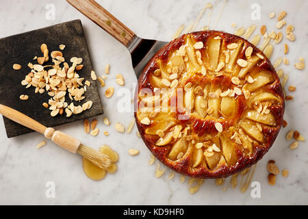 Kardamom Pear Honig Kuchen Stockfoto