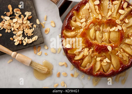 Kardamom Pear Honig Kuchen Stockfoto