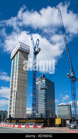 Die CIS-Gebäude und den Kern der Engel Gardens Apartments Entwicklung, im Bau, Manchester, England, Großbritannien Stockfoto