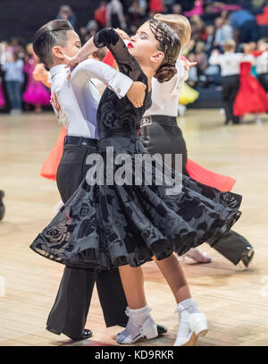 Brentwood, Essex, 11. Oktober internationalen Ballsaal Meisterschaften 2017 in der internationalen Halle, Brentwood., Juvenile Abschnitt Credit: Ian Davidson/Alamy leben Nachrichten Stockfoto