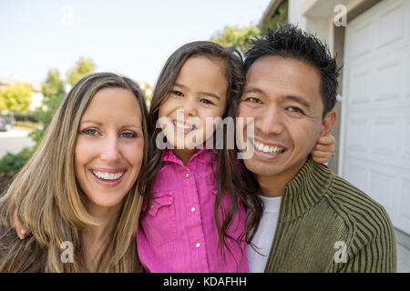 Mischlinge Familie. Stockfoto