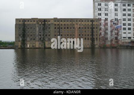 Verfallenes Spillers Millennium Blume Mühlen Gebäude Stockfoto