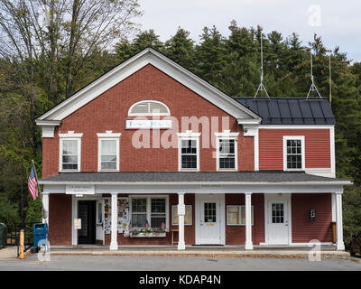 Rathaus und Post, Grafton, Vermont. Stockfoto