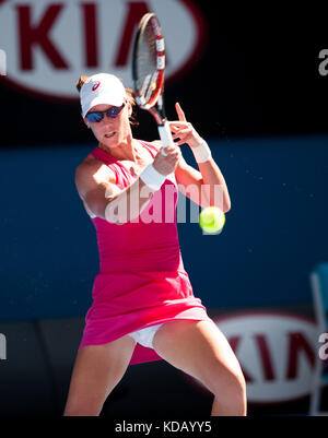 Australian Samantha Strosur in Tag 1 Australian Open spielen. Stosur schlug Klara Zakopalova (CZE) 6-3, 6-4 in der ersten Runde der Australian Open 2014 Stockfoto