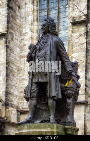 Johann Sebastian Bach (1685-1750), deutscher Komponist und Organist. Dieses große Bach Denkmal wurde von Carl Seffner 1908 erstellt Stockfoto