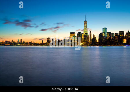 NEW YORK, NY, USA - 16. MÄRZ: Die New Yorker Feuerwehr bei der St. Patrick's Day Parade am 16. März 2013 in New York City, USA. Stockfoto