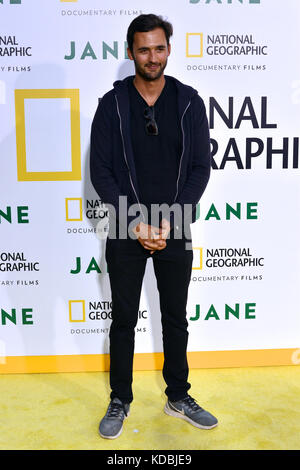 Jason Silva kommt an der Los Angeles Premiere von National Geographic Dokumentarfilm 'Jane' in der Hollywood Bowl in Hollywood, Kalifornien, die am 9. Oktober 2017. Stockfoto