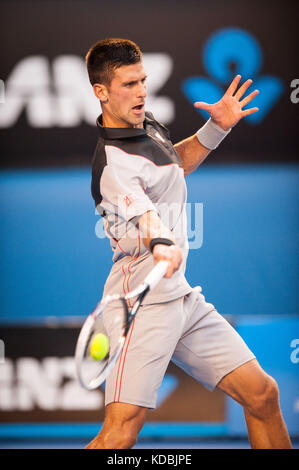 Novak Djokovic (SRB) ging gegen unseeded Lucas lacko (Svk) in einem Spiel der 2014 Australian Open in Melbourne Djokovic besiegt Lacko 6-3 Stockfoto