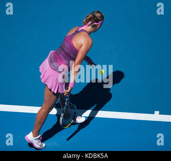 Victoria Azarenka (BLR) in Tag 2 Australian Open spielen. Azarenka schlug J. Larsson (SWE) 7-6, 6-2 in der ersten Runde der Australian Open 2014 in Melb Stockfoto