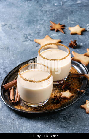 Eierlikör Weihnachten cocktail Stockfoto