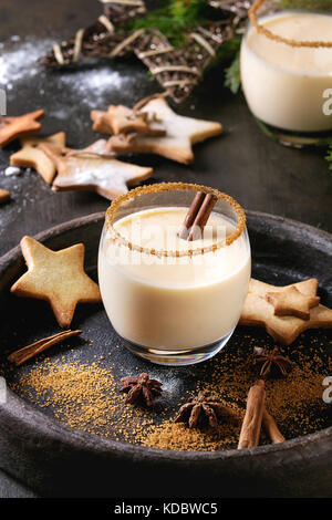 Eierlikör Weihnachten cocktail Stockfoto