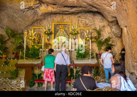 Hermitage Nuestra Señora de la Peña, typische weiße Dorf Mijas. Costa del Sol, Málaga Provinz. Andalusien, Süd Spanien Europa Stockfoto