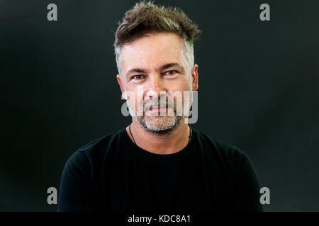 Autor und Illustrator barroux besucht einen Fotoauftrag während des Edinburgh International Book Festival im August 2017 in Edinburgh, Schottland. Stockfoto