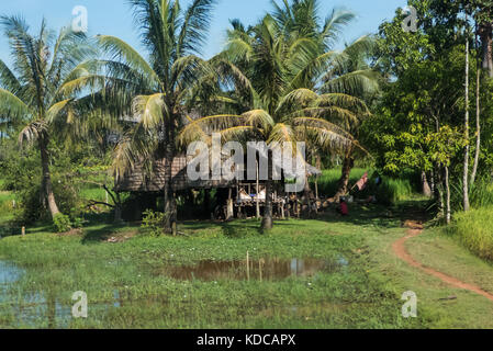 Ländliche Stelzenhaus, Puok District, Siem Reap, Kambodscha Stockfoto