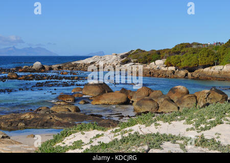 Granitfelsen am Boulders Beach auf der Kaphalbinsel in der Nähe von Simon's Town in der Nähe von Cape Town, Western Cape Provinz, Südafrika Stockfoto