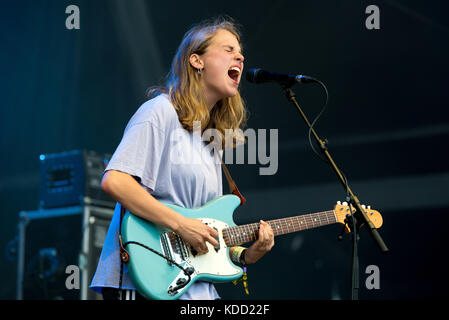 Huesca, Spanien - 15.Juli: Marika hackman (Folk Rock Band) führen Sie im Konzert an fib Festival am 15. Juli 2017 in Benicassim, Spanien. Stockfoto