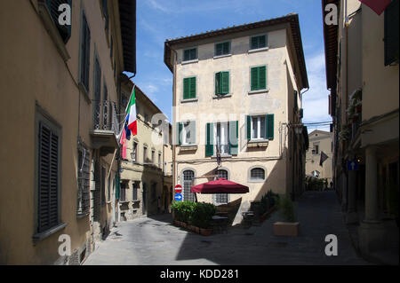 Mittelalterliche Altstadt in Poppi, Toskana, Italien. 26. August 2017 © wojciech Strozyk/Alamy Stock Foto Stockfoto