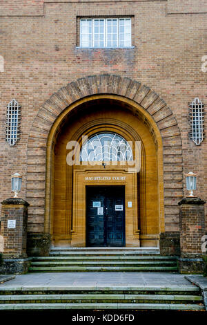 Die Außenseite des Yeovil Magistrates' Court Stockfoto