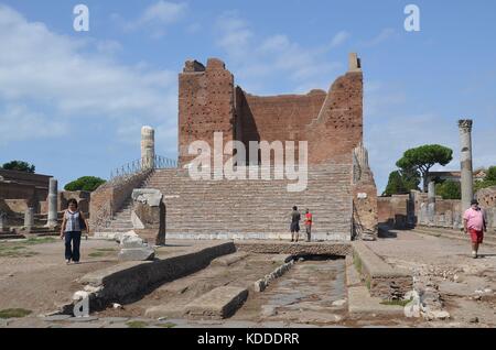 Forum in der Ruinenstadt Ostia Antica, Latium, Italien Stockfoto