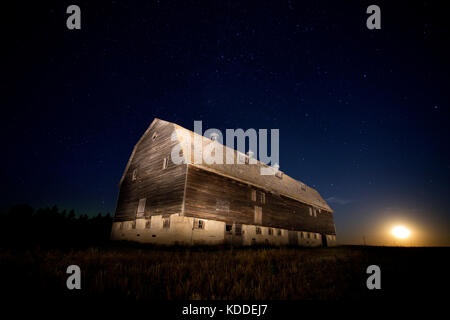 Nacht Scheune star Trails farm Szene Saskatchewan Stockfoto