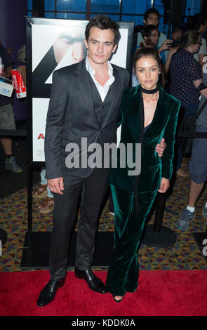 New York, NY - 13. August 2015: Rupert Friend Hannah Ware besuchte Hitman: Agent 47 New York Premiere im AMC Empire 25 Theater Stockfoto