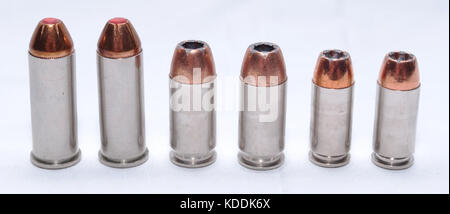 Drei verschiedene Arten von Hollow point Kugeln, 44 spl, 357 Magnum, 9 mm Stockfoto