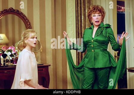 Bewitched 2005 Columbia Pictures Film mit Nicole Kidman und Shirley MacLaine Stockfoto