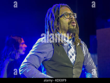 Detroit, MI, USA. Oktober 2017. HERR LIF von der Thievery Corporation ist im Fillmore in Detroit, MI, zu sehen. Quelle: Alexis Simpson/ZUMA Wire/Alamy Live News Stockfoto