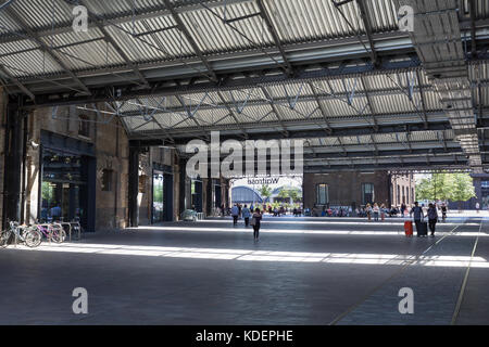 Westside Vordach von Midland Güterschuppen, King's Cross, London, UK Stockfoto